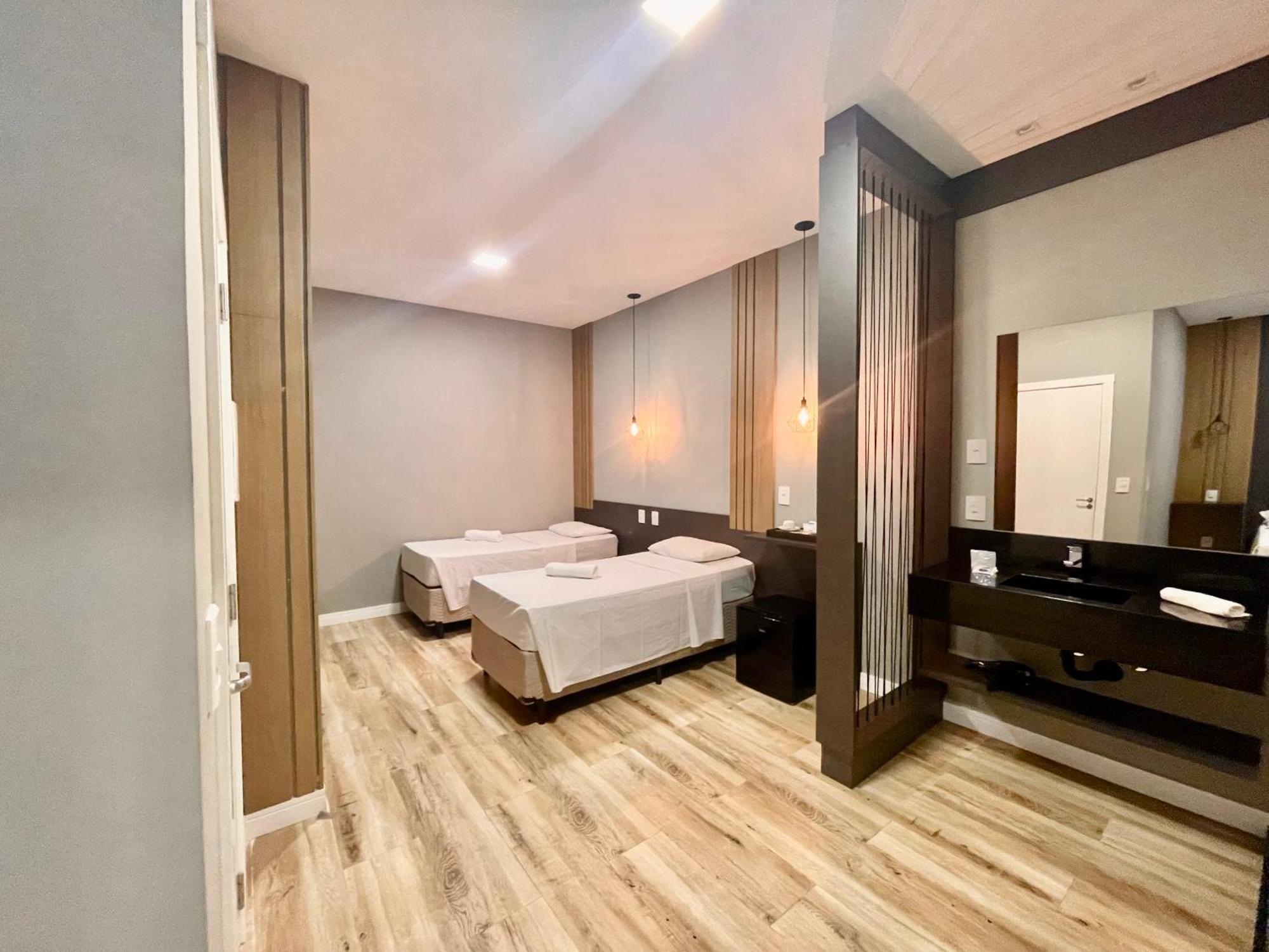 Eleganz Suites Gramado Bagian luar foto