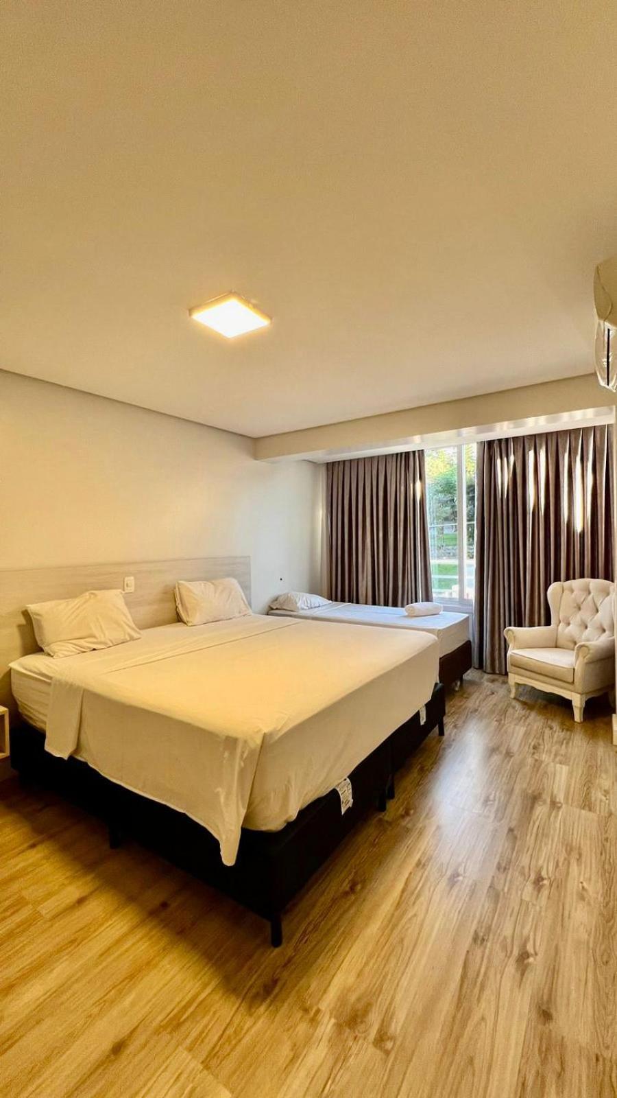 Eleganz Suites Gramado Bagian luar foto